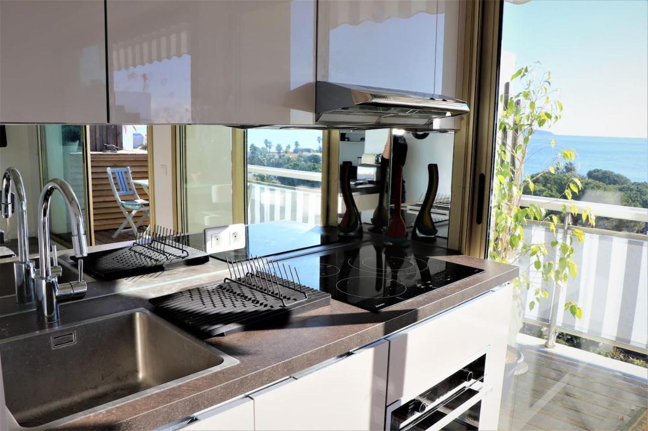 2p Neuf Vue Promenade Des / Tram 10min Centre Apartment